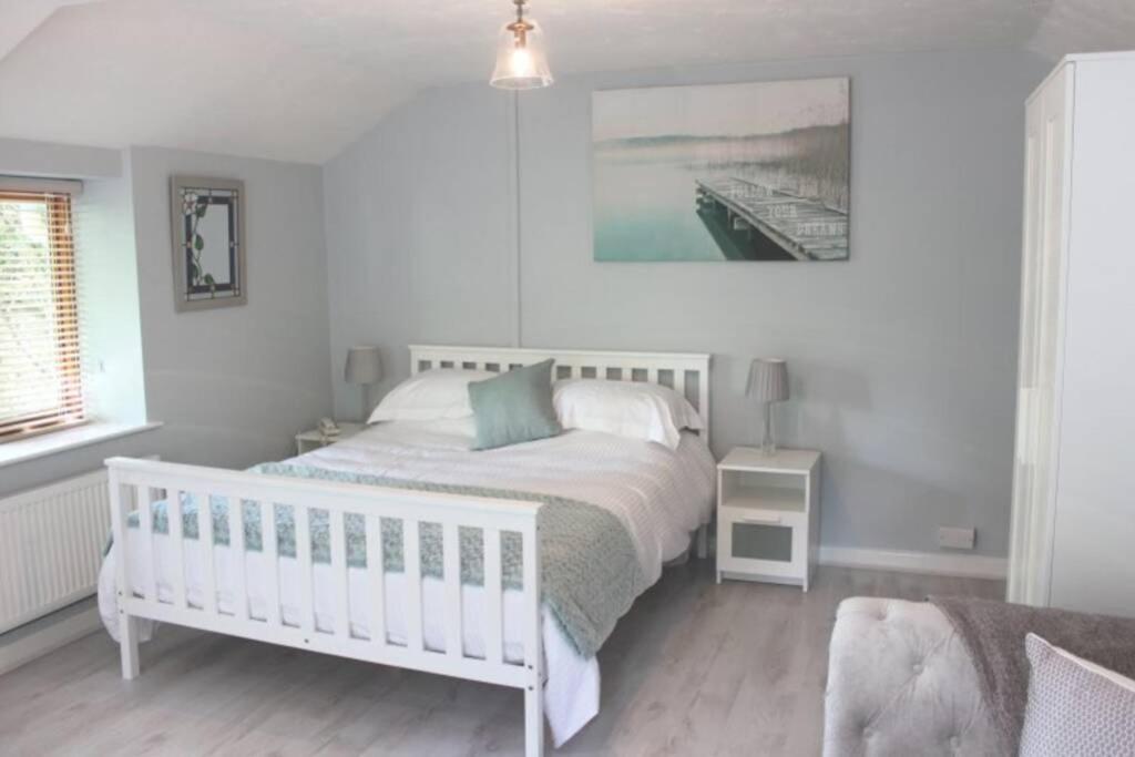 The Little Acorn Apartment Lydney Luaran gambar